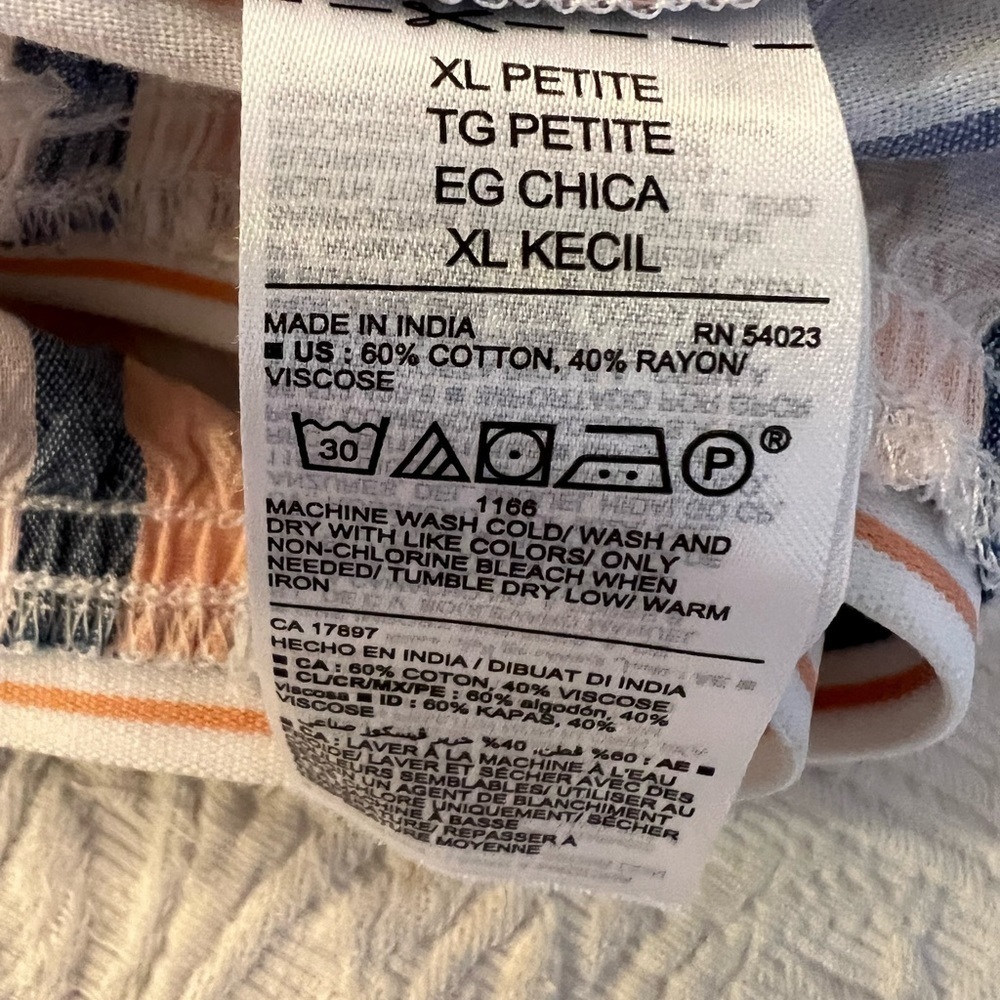 OLD Navy very lightweight cotton shorts, XLP. - Picture 4 of 7